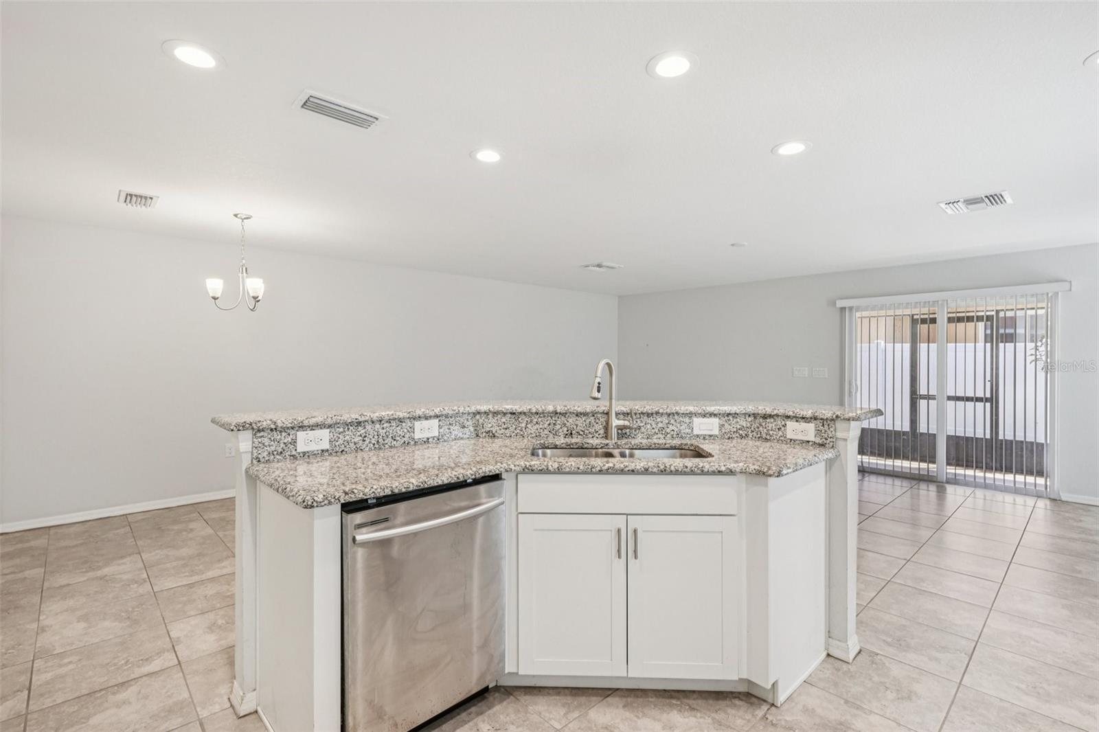 TUSCANY BAY - Residential