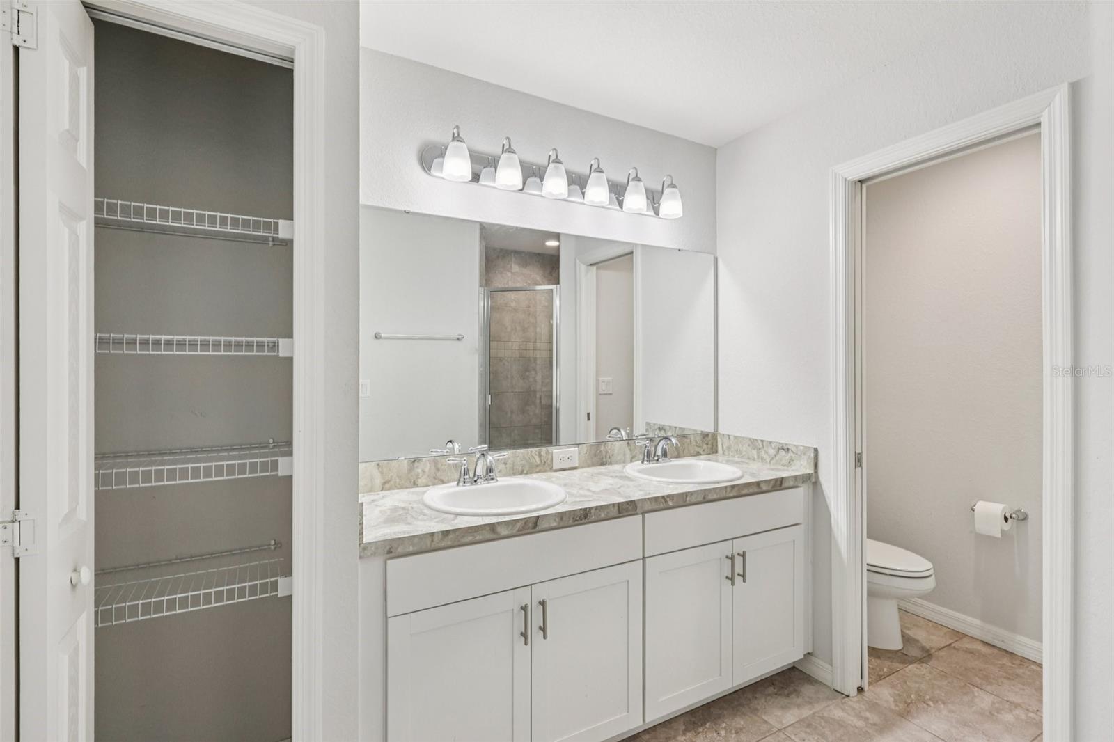 TUSCANY BAY - Residential