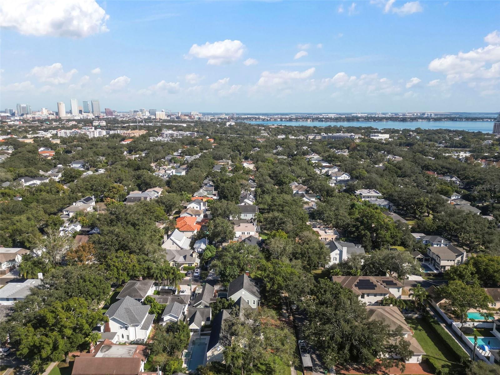 NORTH NEW SUBURB BEAUTIFUL - Residential