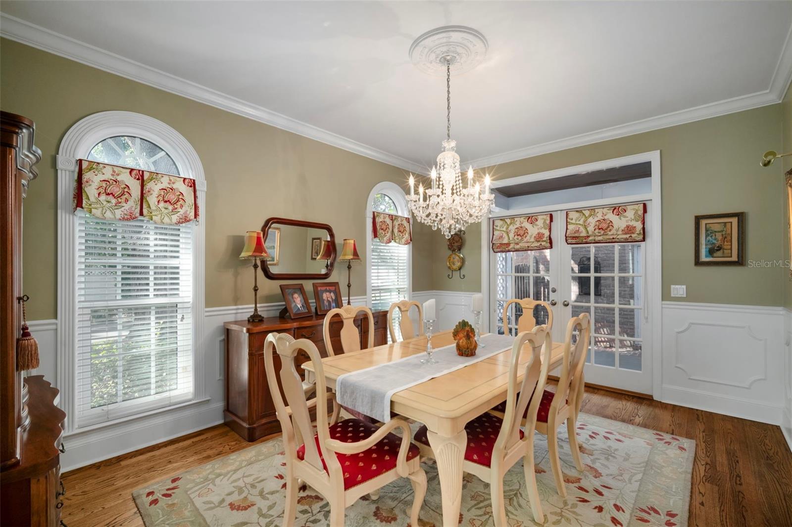 NORTH NEW SUBURB BEAUTIFUL - Residential