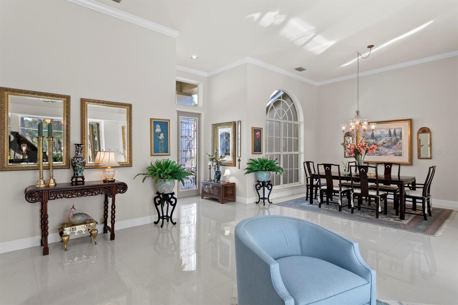 THE EAGLES - Residential