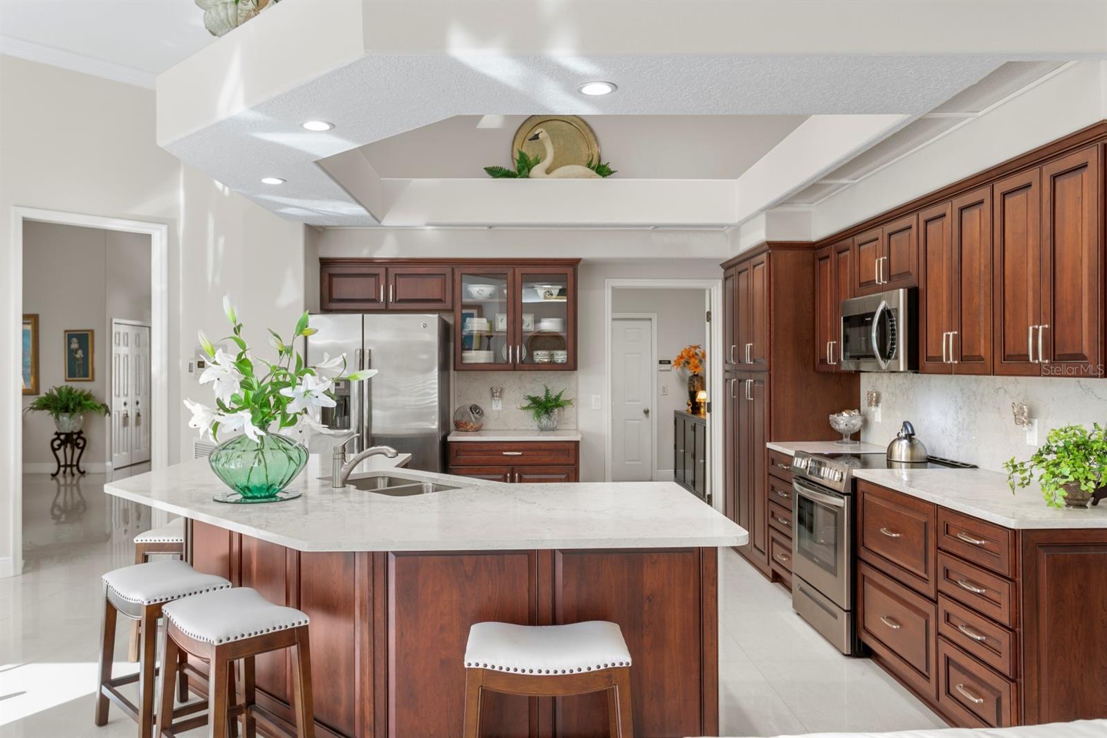 THE EAGLES - Residential