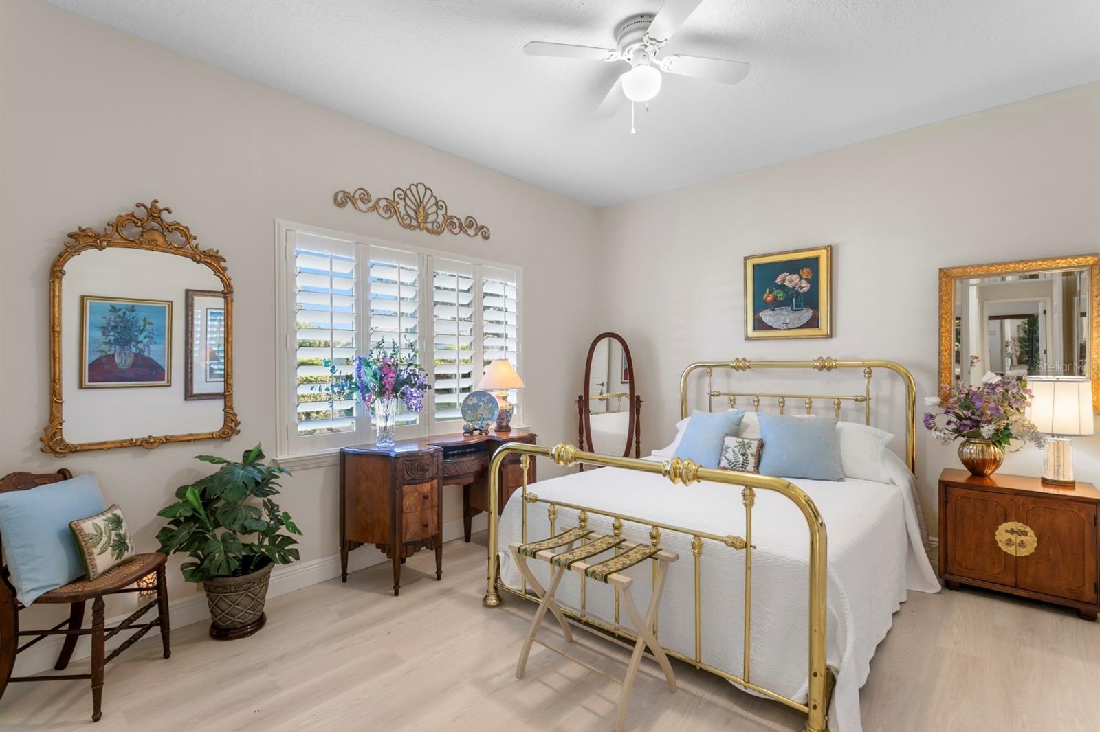 THE EAGLES - Residential