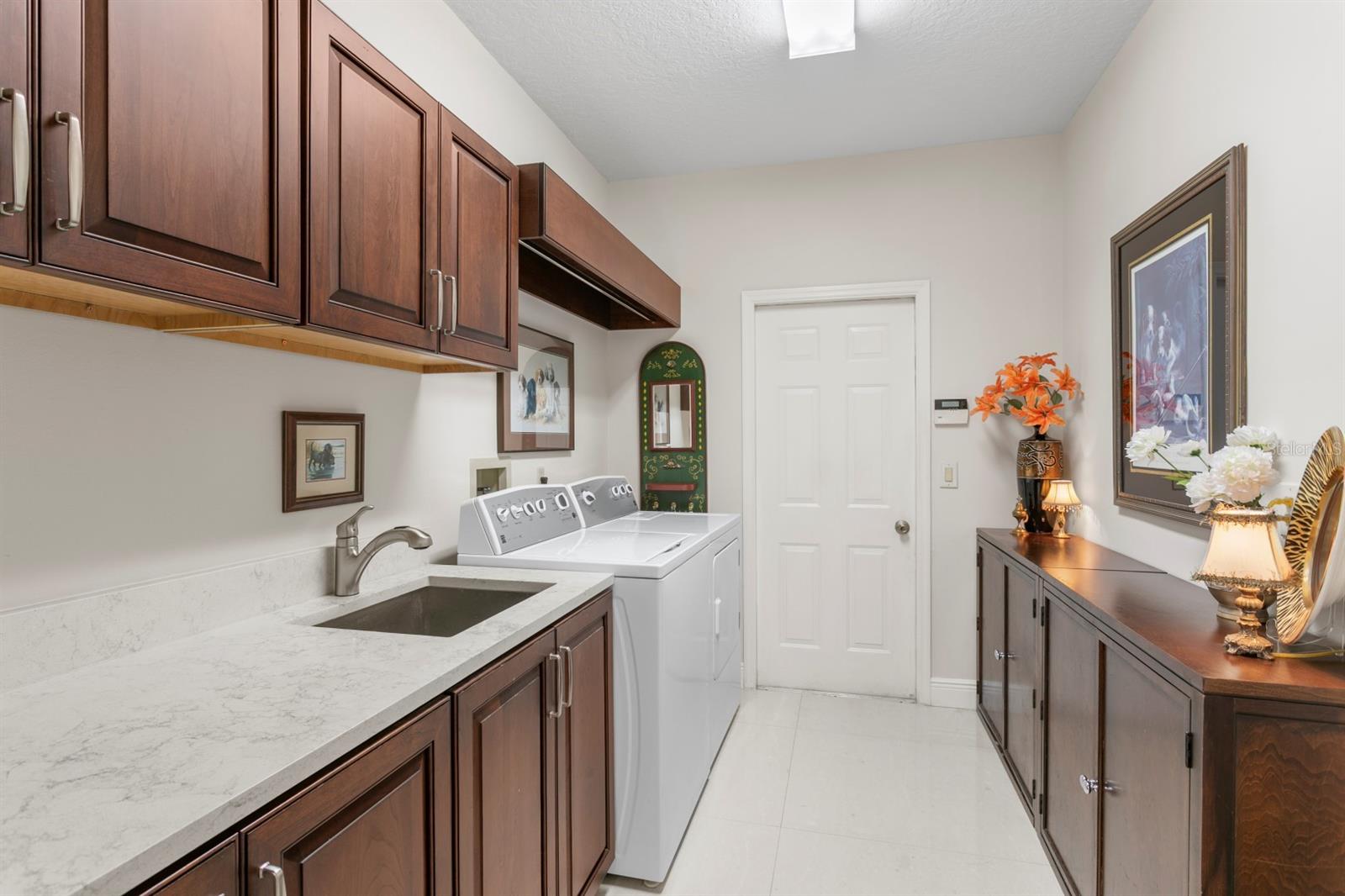 THE EAGLES - Residential