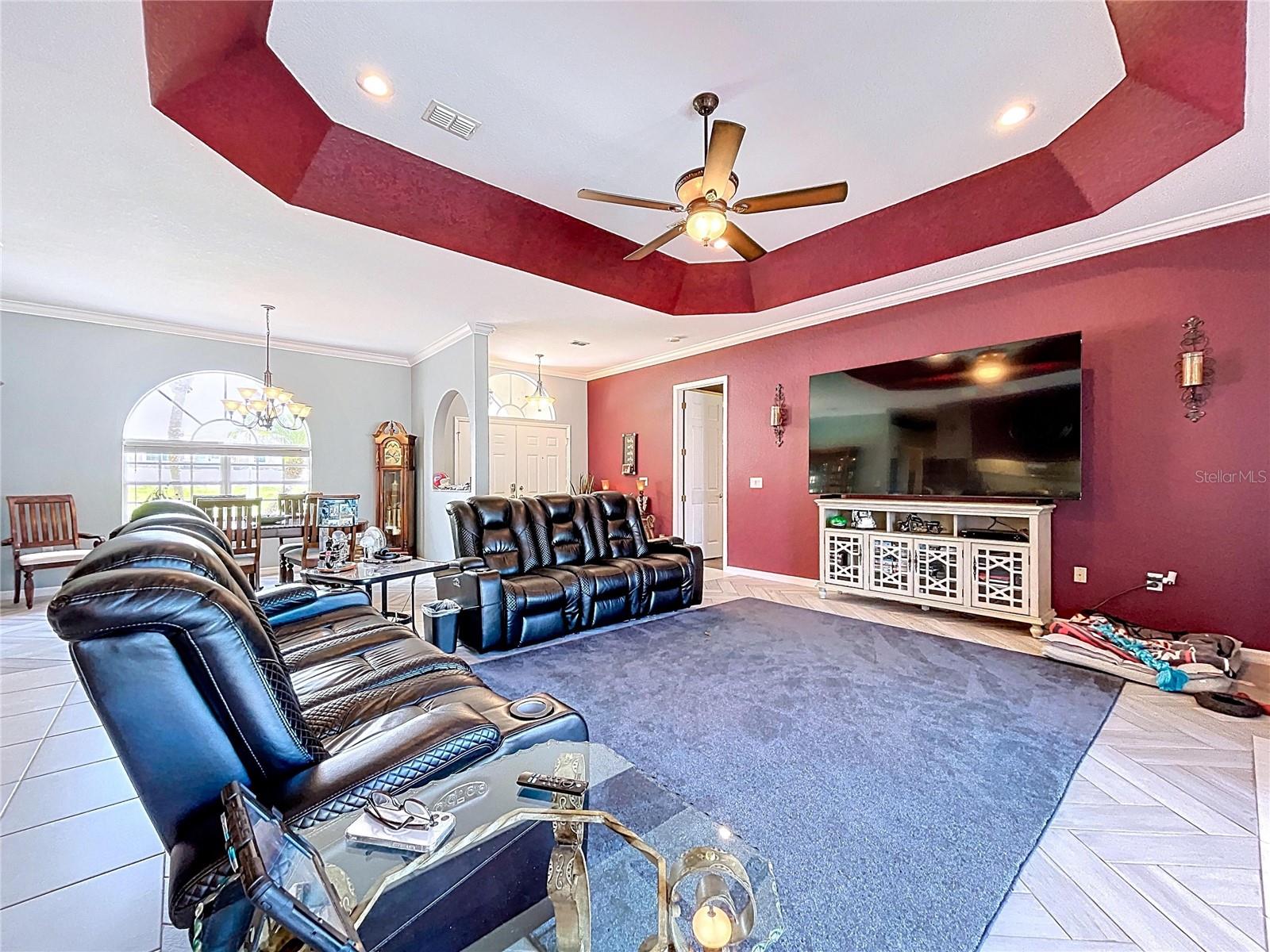 ROYAL HIGHLANDS UNIT 9 - Residential