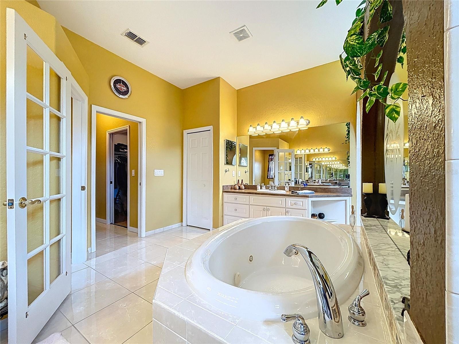 ROYAL HIGHLANDS UNIT 9 - Residential