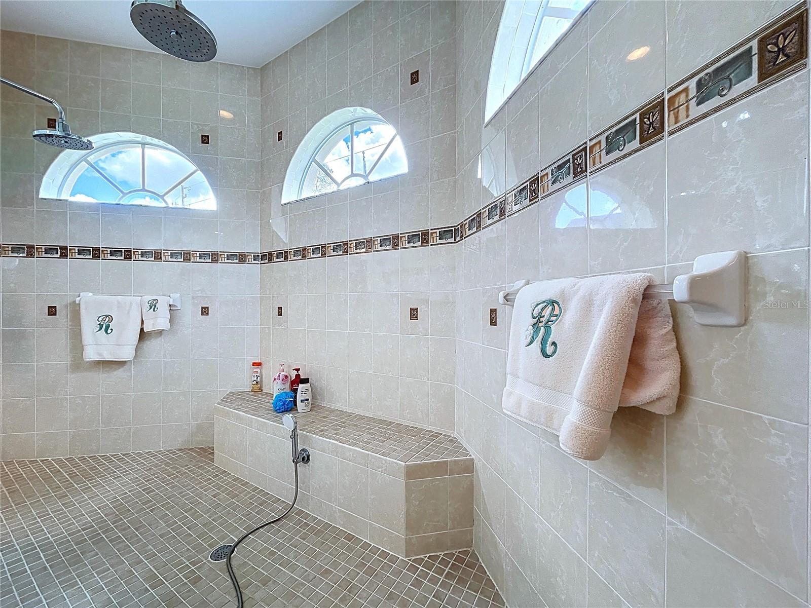 ROYAL HIGHLANDS UNIT 9 - Residential