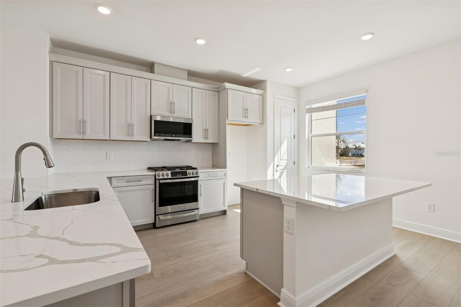 SEAFLOWER - Residential