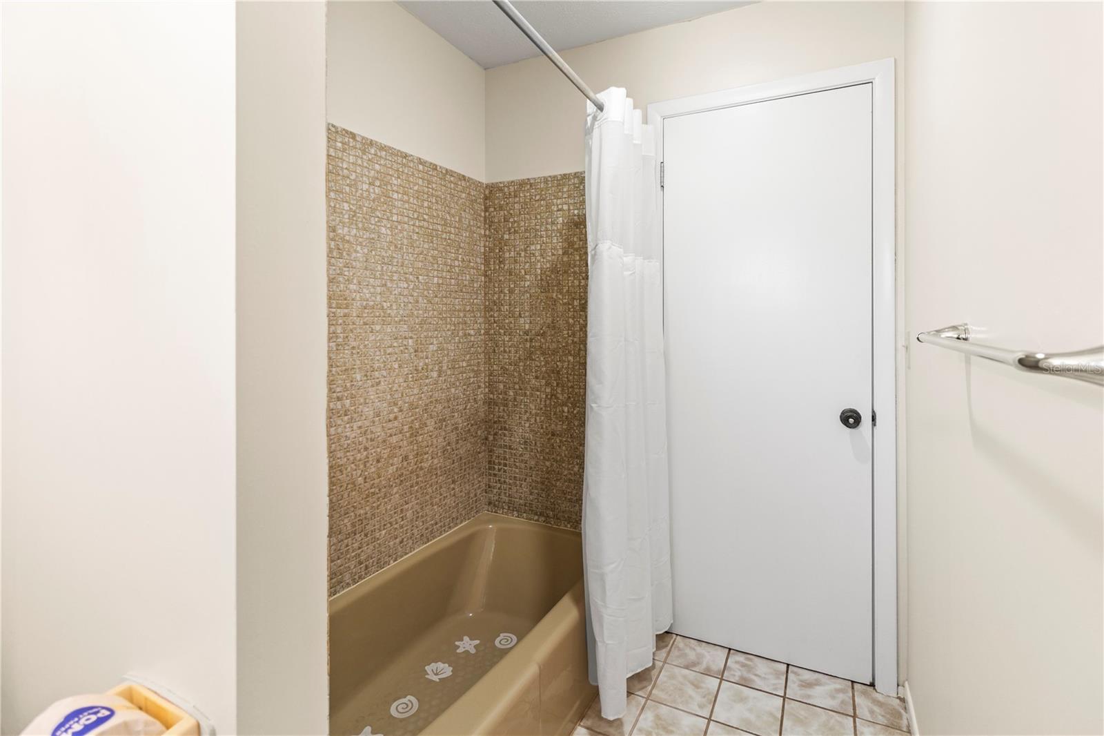 SARASOTA BEACH - Residential