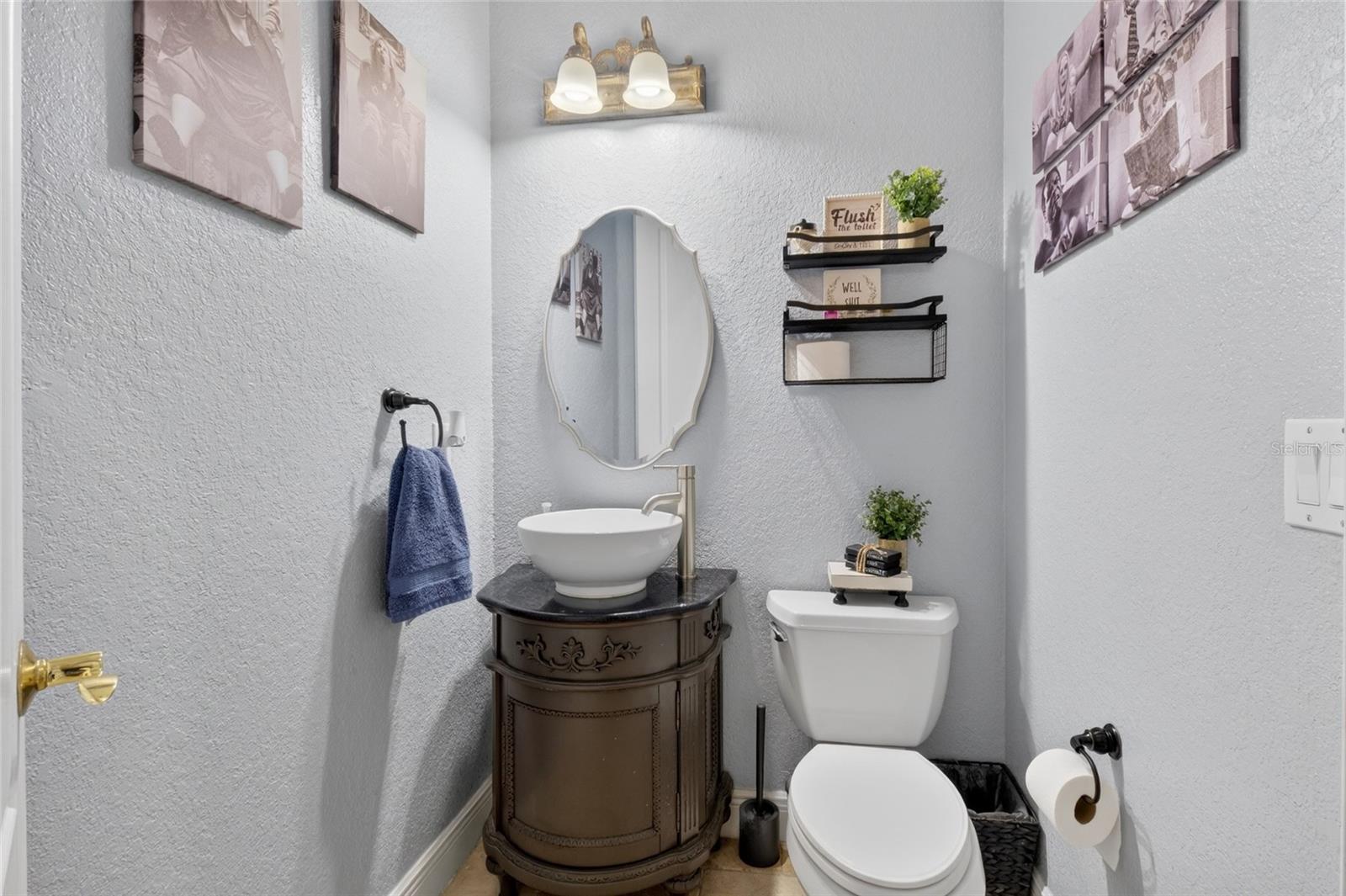 KEENES POINTE - Residential