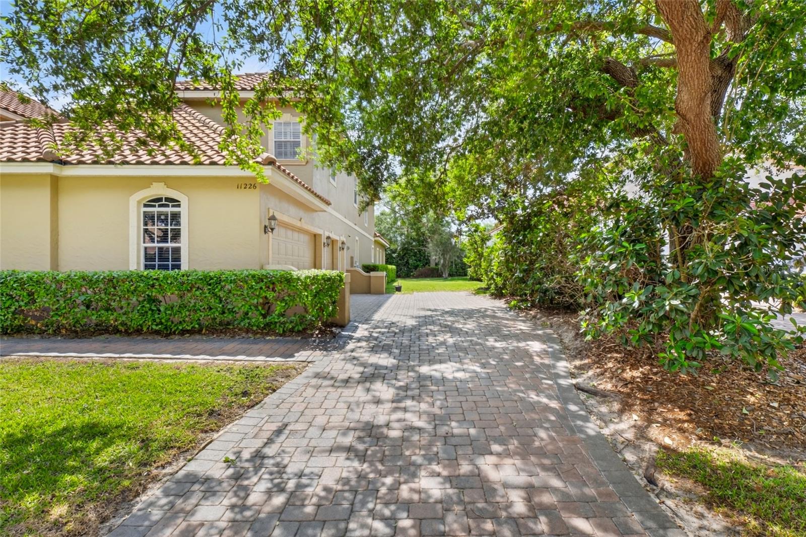 KEENES POINTE - Residential