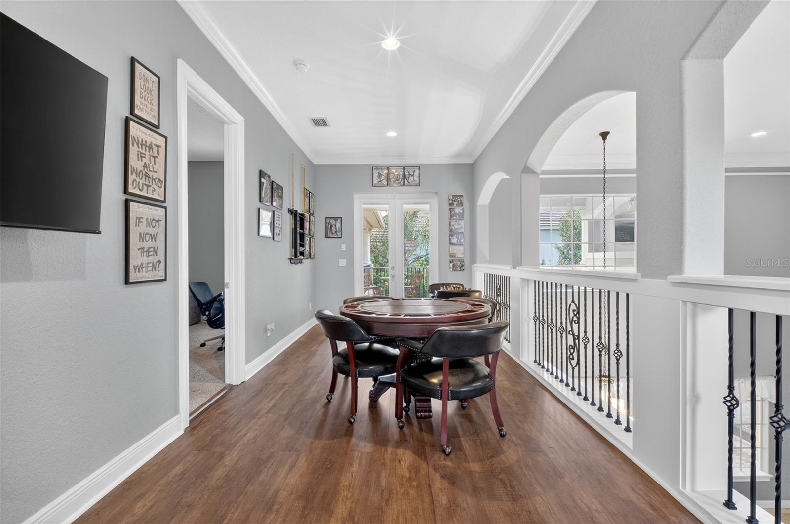 KEENES POINTE - Residential