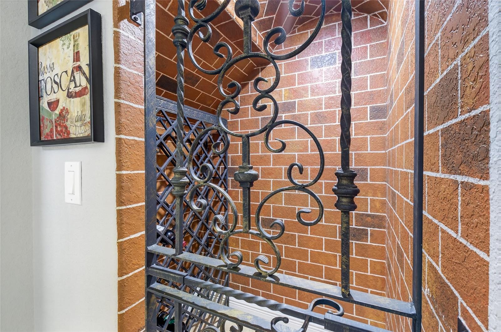 KEENES POINTE - Residential