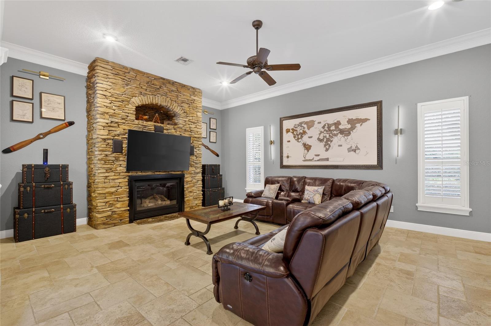 KEENES POINTE - Residential