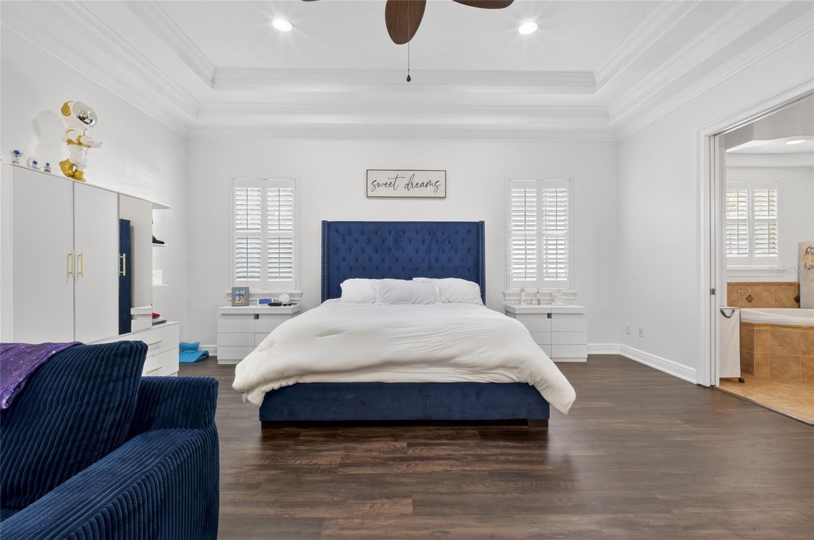 KEENES POINTE - Residential