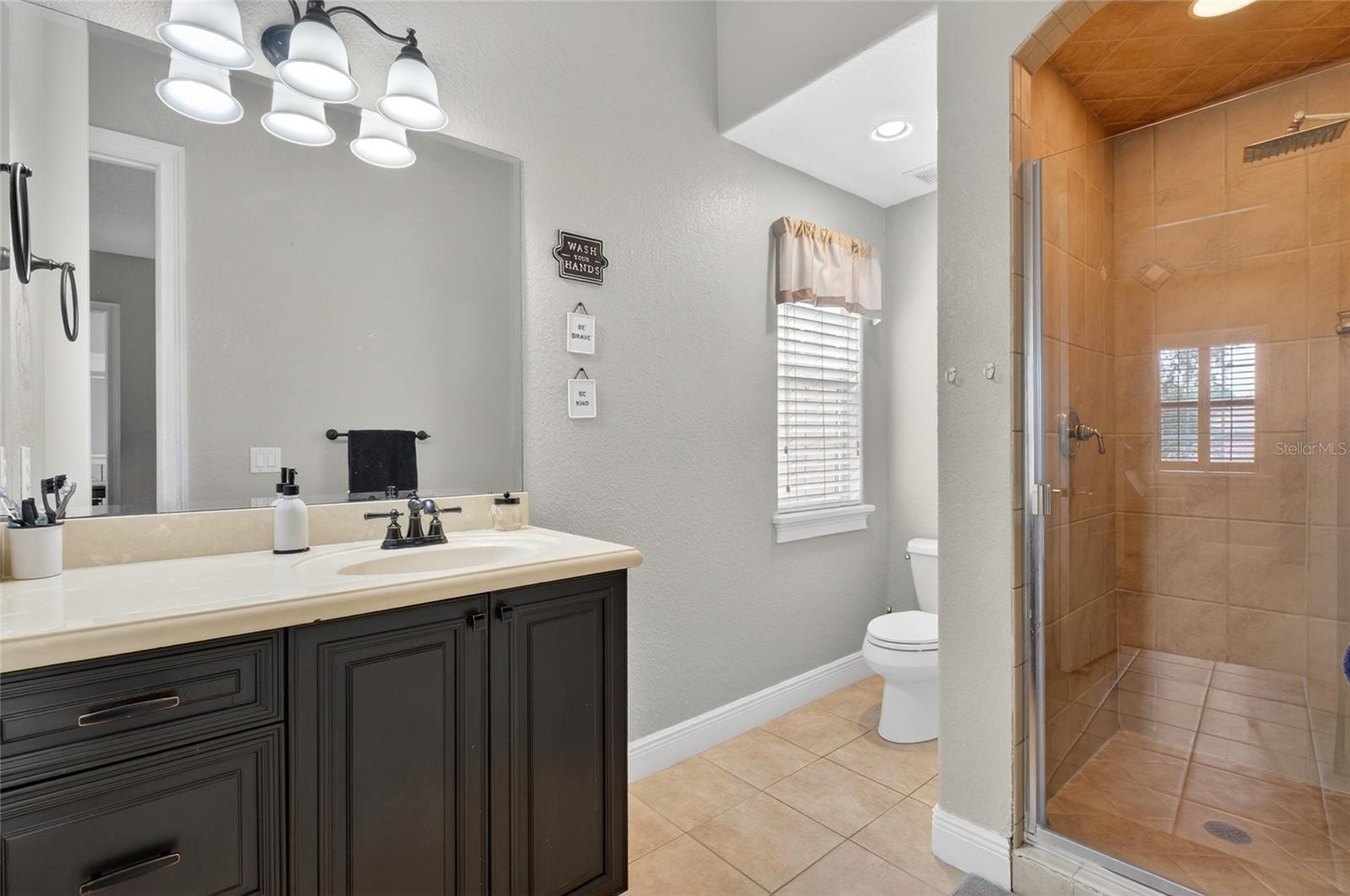 KEENES POINTE - Residential