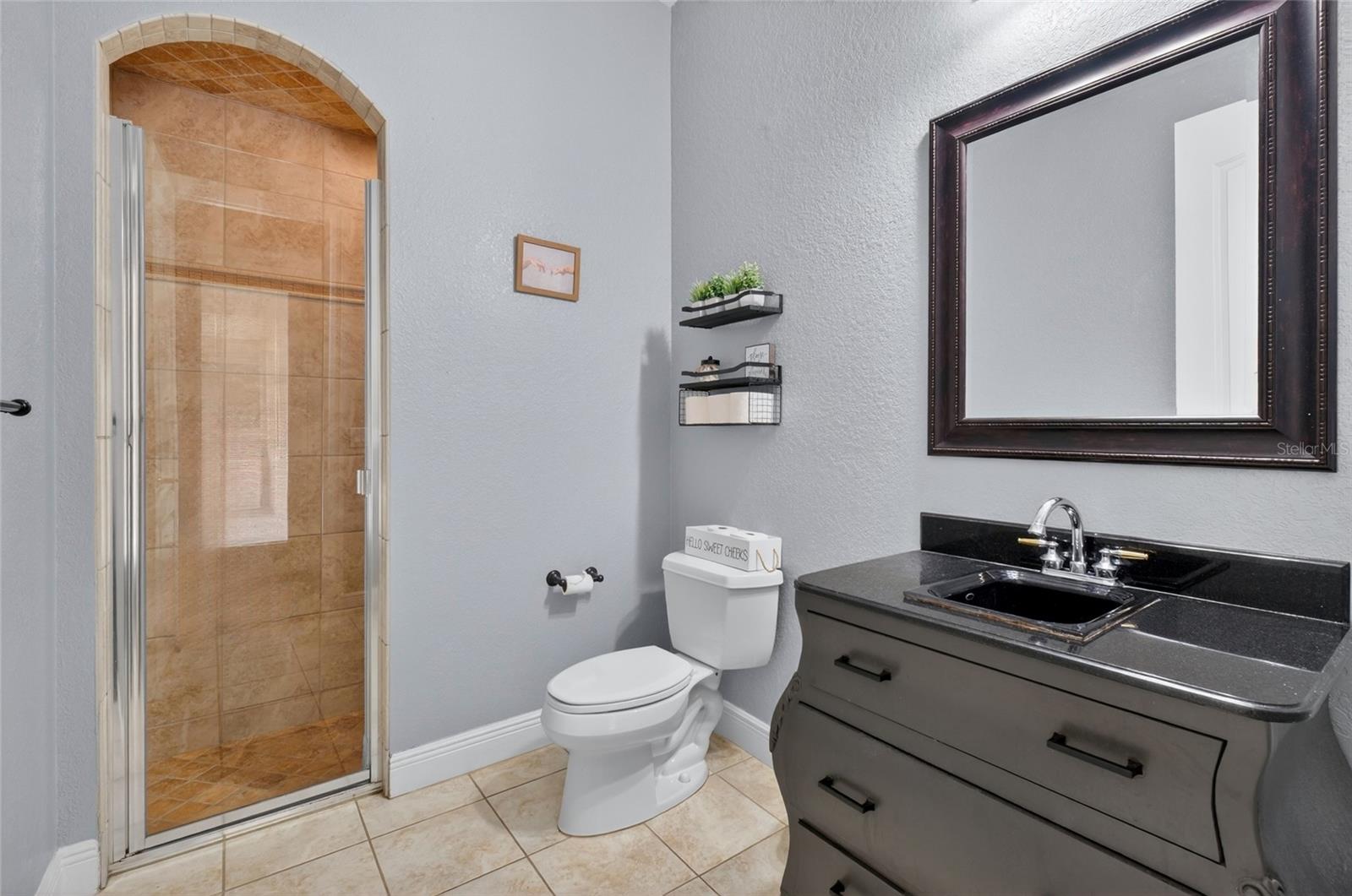 KEENES POINTE - Residential