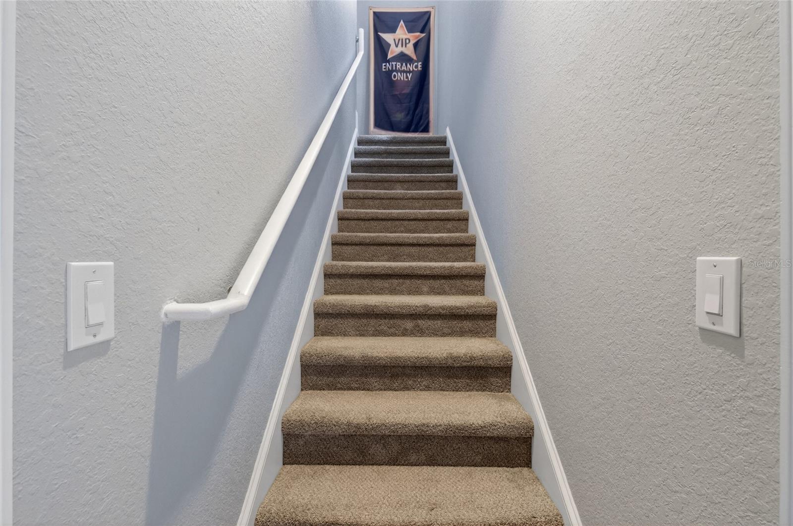 KEENES POINTE - Residential