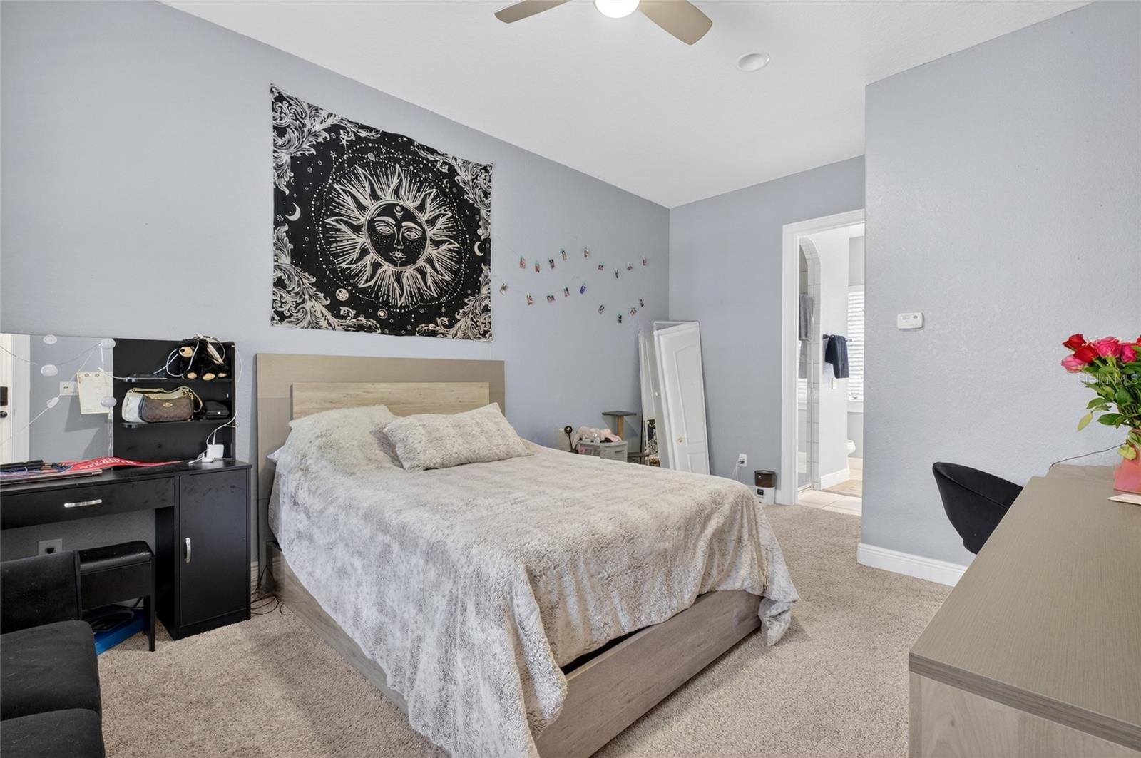 KEENES POINTE - Residential