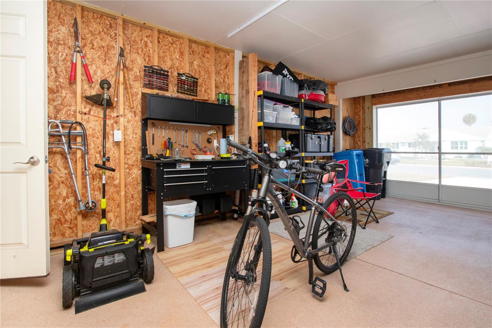 DEL WEBBS SUN CITY FLORIDA UN - Residential