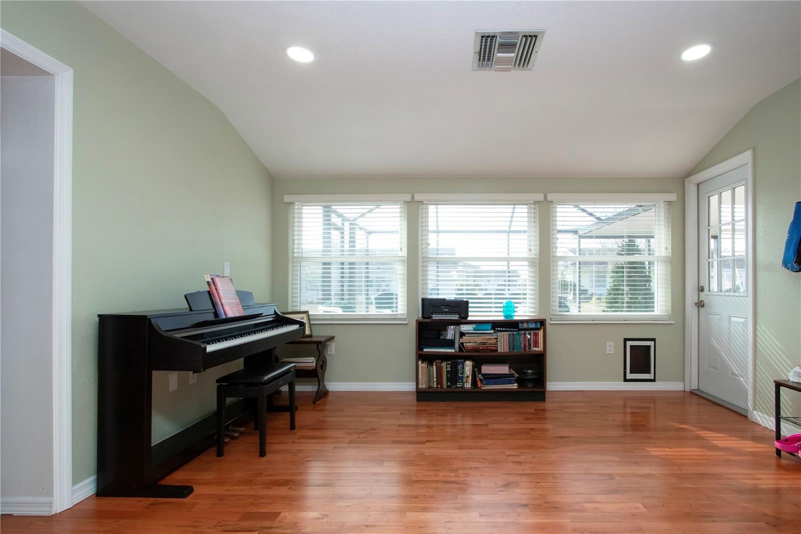 DEL WEBBS SUN CITY FLORIDA UN - Residential