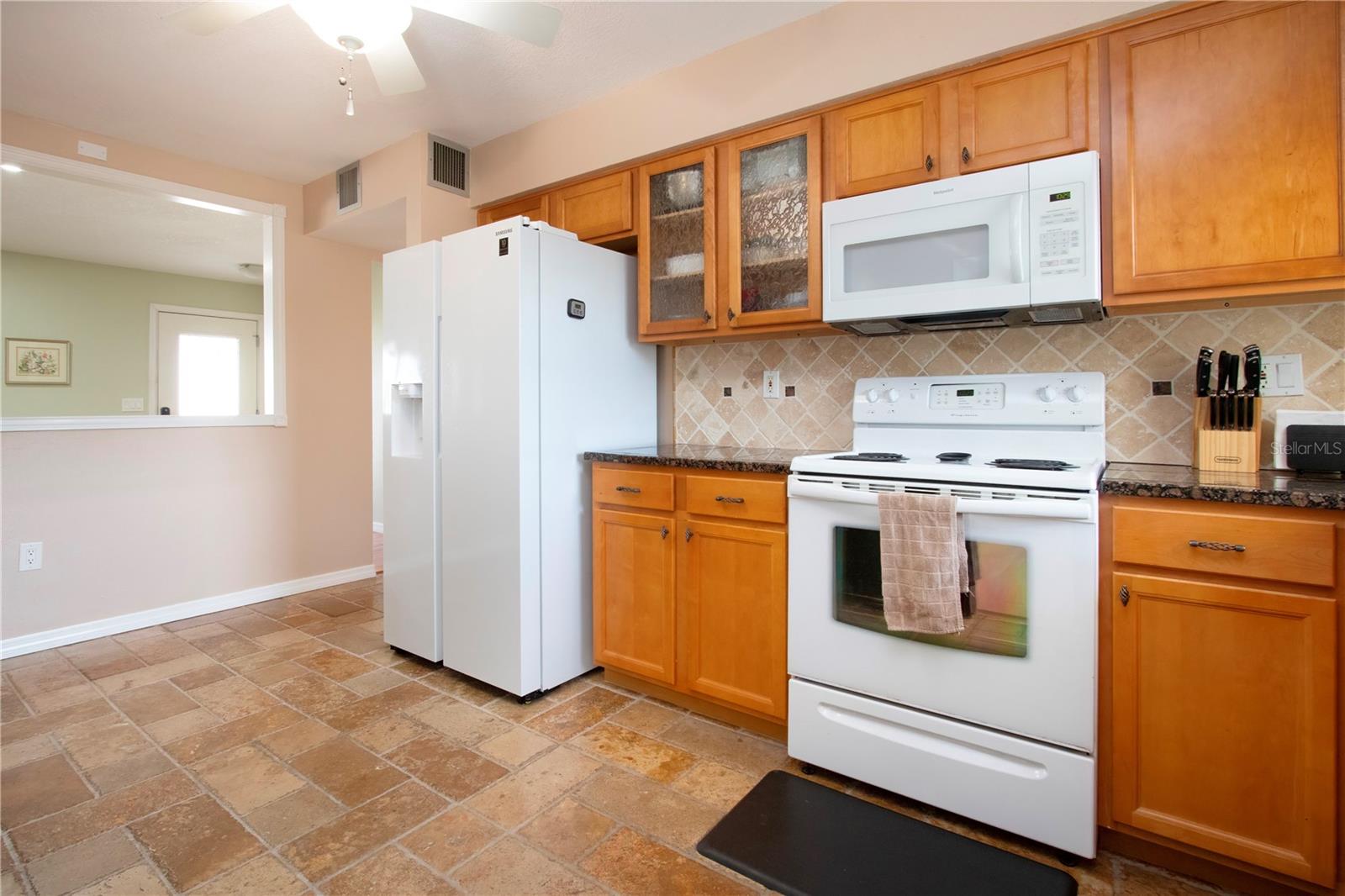 DEL WEBBS SUN CITY FLORIDA UN - Residential