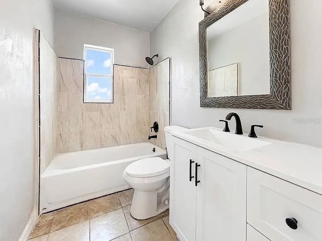 203 5TH AVENUE NW, RUSKIN, FL, 33570 3 203 5TH AVENUE NW