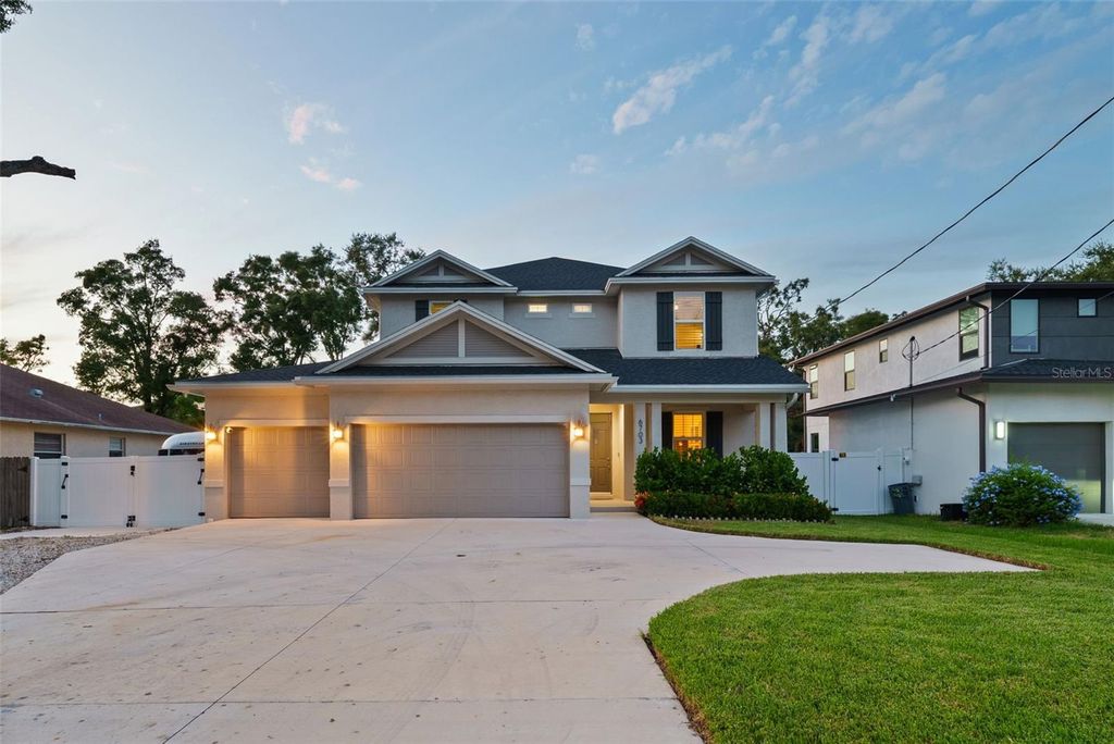 Photo of 6703 Interbay Boulevard, Tampa, FL 33611 (MLS # TB8432460)