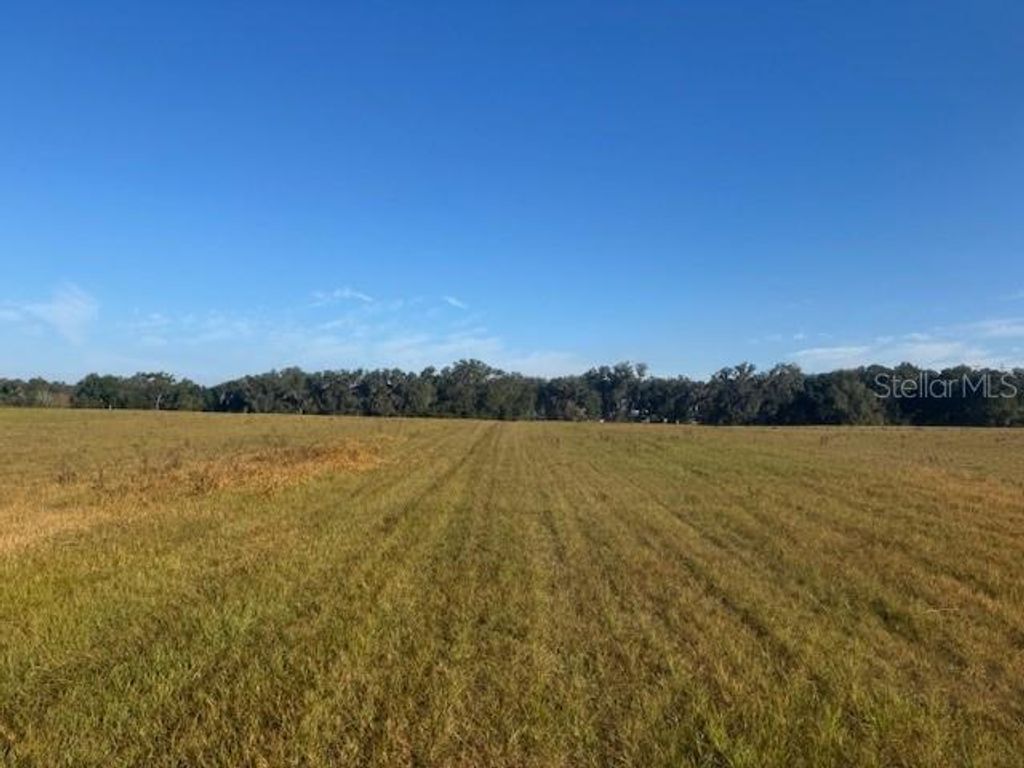 Photo of Tbd NW 100th Street, Ocala, FL 34475 (MLS # OM714295)