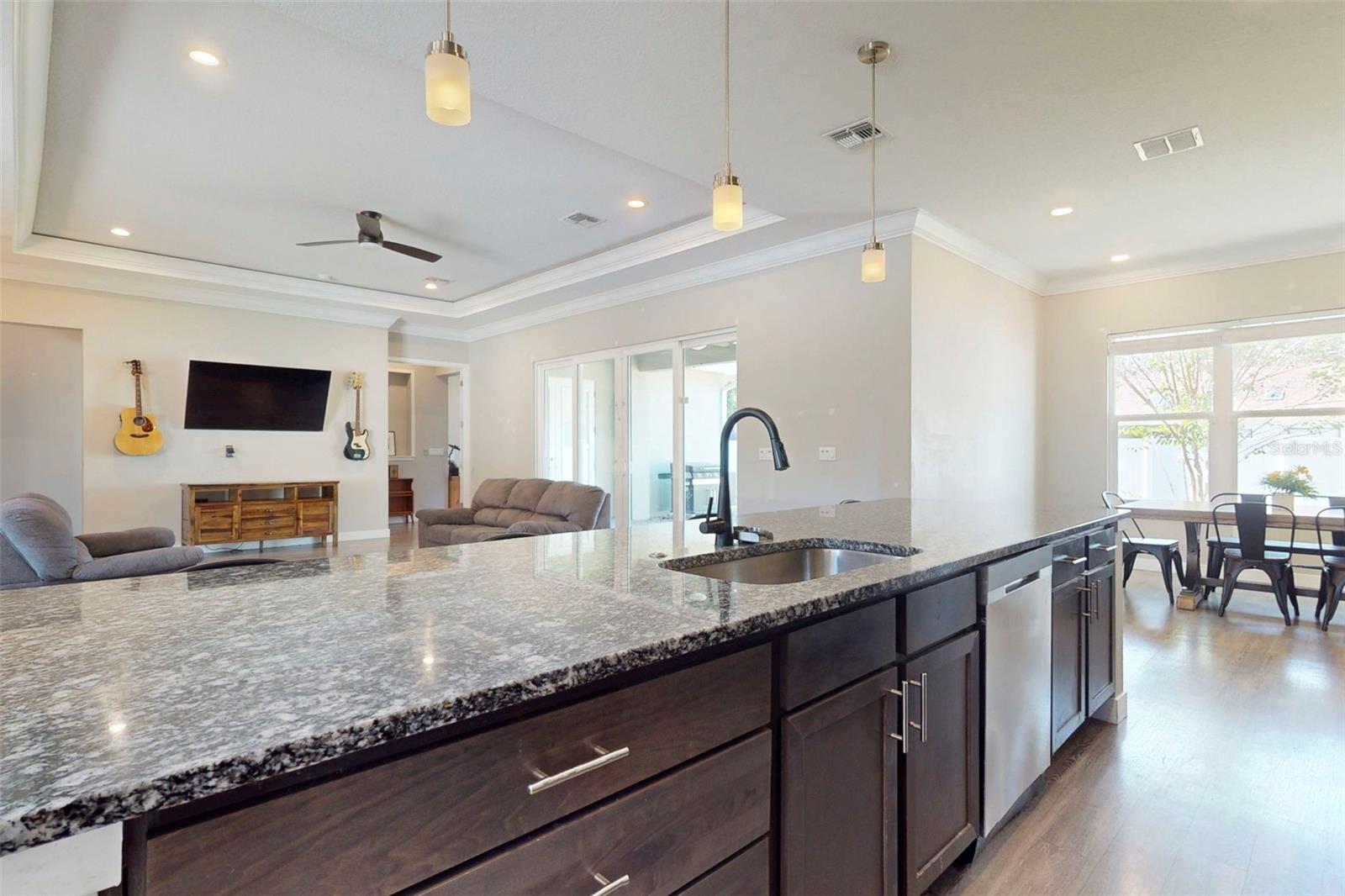 FRIES SURVEY OF WINTER GARDEN - Residential