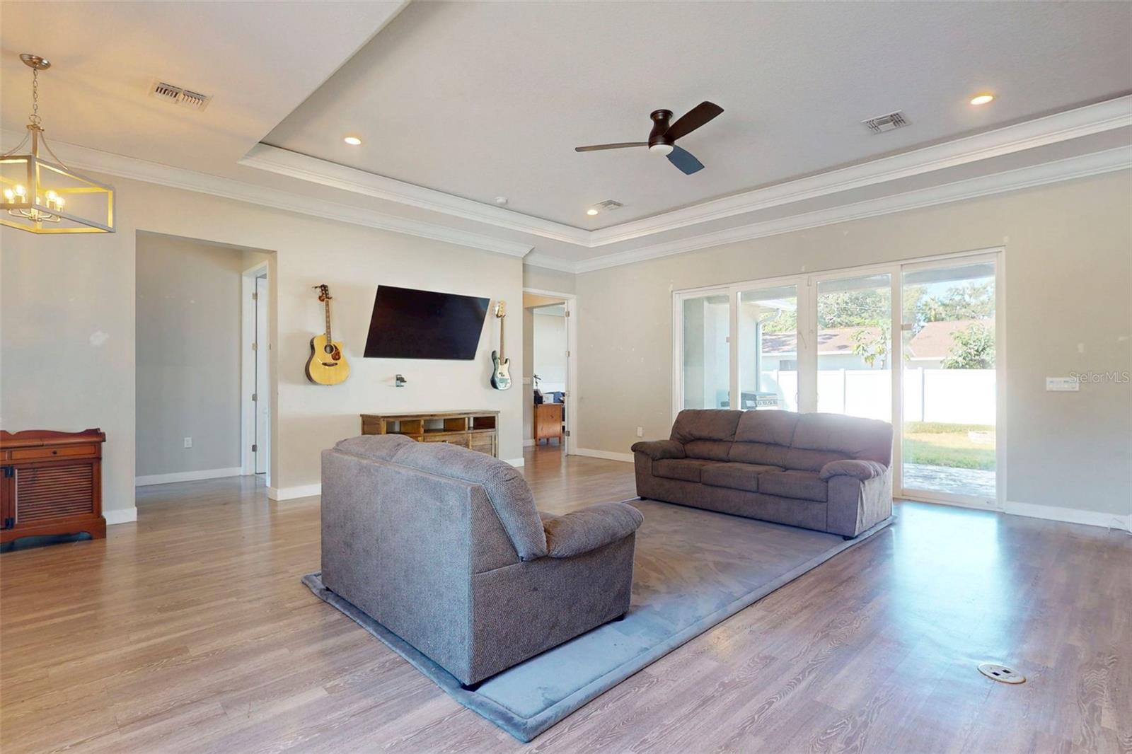 FRIES SURVEY OF WINTER GARDEN - Residential