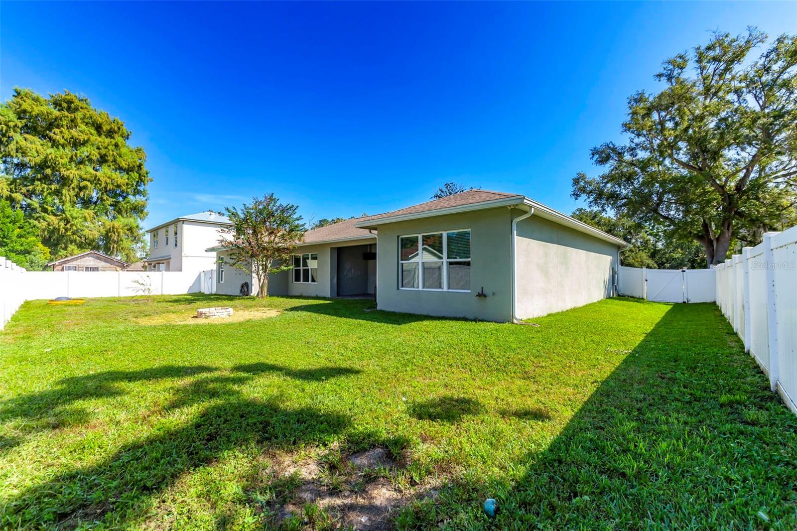 FRIES SURVEY OF WINTER GARDEN - Residential