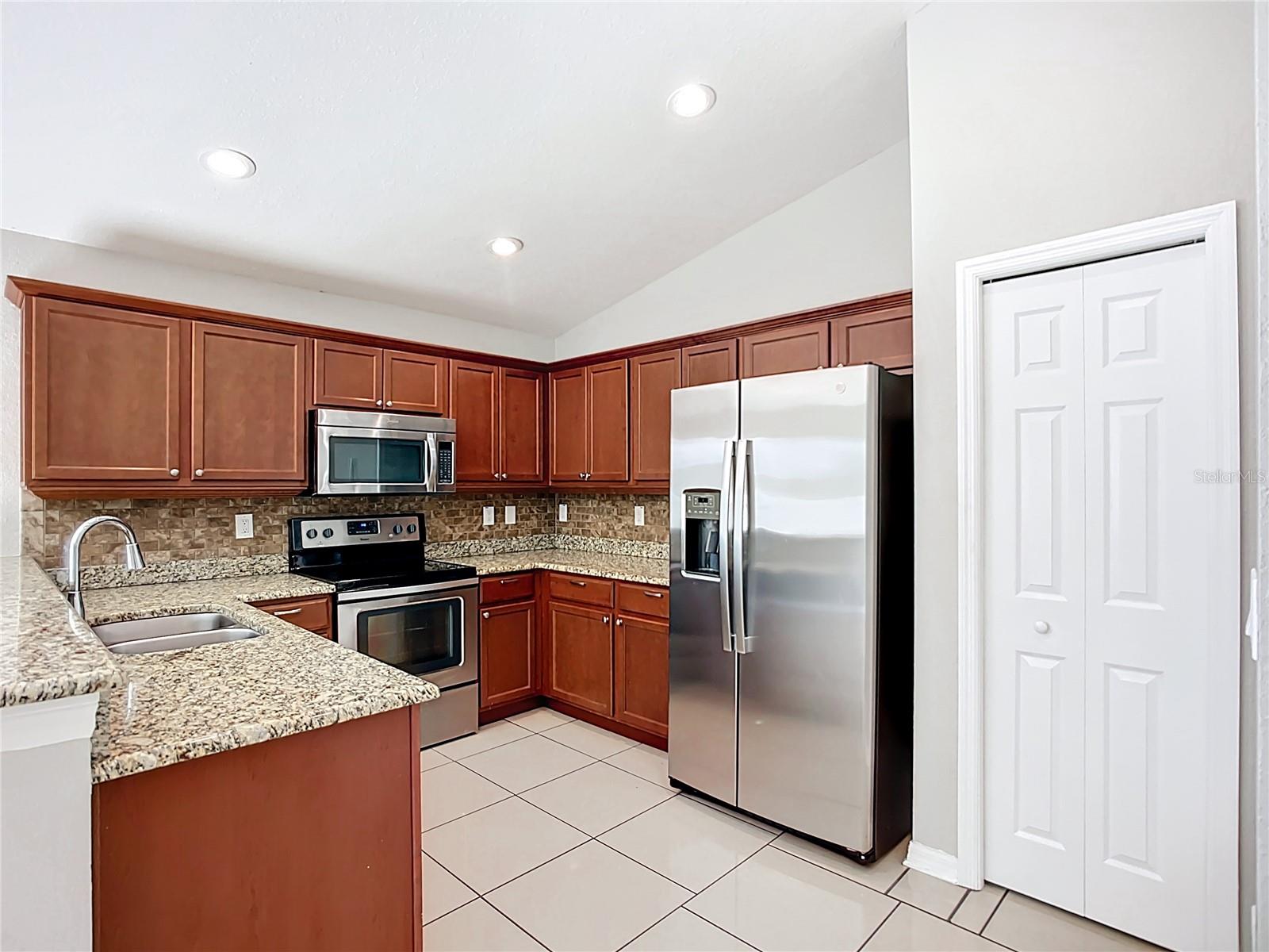 PALMETTO ESTATES - Residential