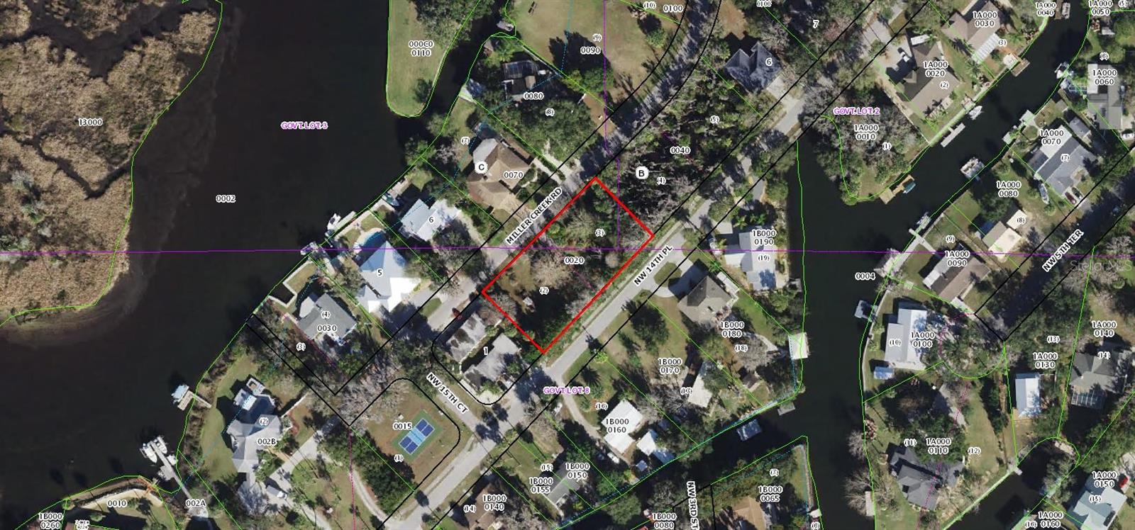 Great opportunity to own a piece of land in the heart of Crystal River! This vacant parcel sits in a peaceful
cul-de-sac providing a quiet setting with plenty of potential. Bring your dream home to life on this spacious 0.48
acre lot. Conveniently located just minutes from downtown, shopping, dining, and all the natural beauty Crystal
River is known for, including springs, parks, and outdoor recreation. This lot offers an ideal location, with Citrus
county schools all just minutes away.