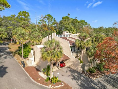 A home in LONGWOOD