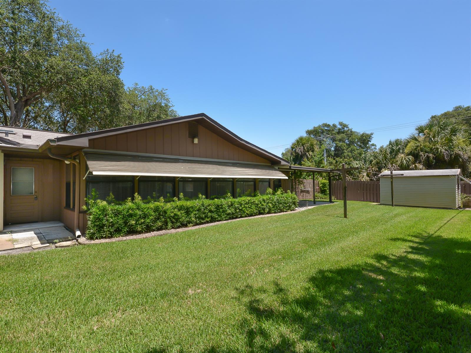 Florida Shores 01 - Residential