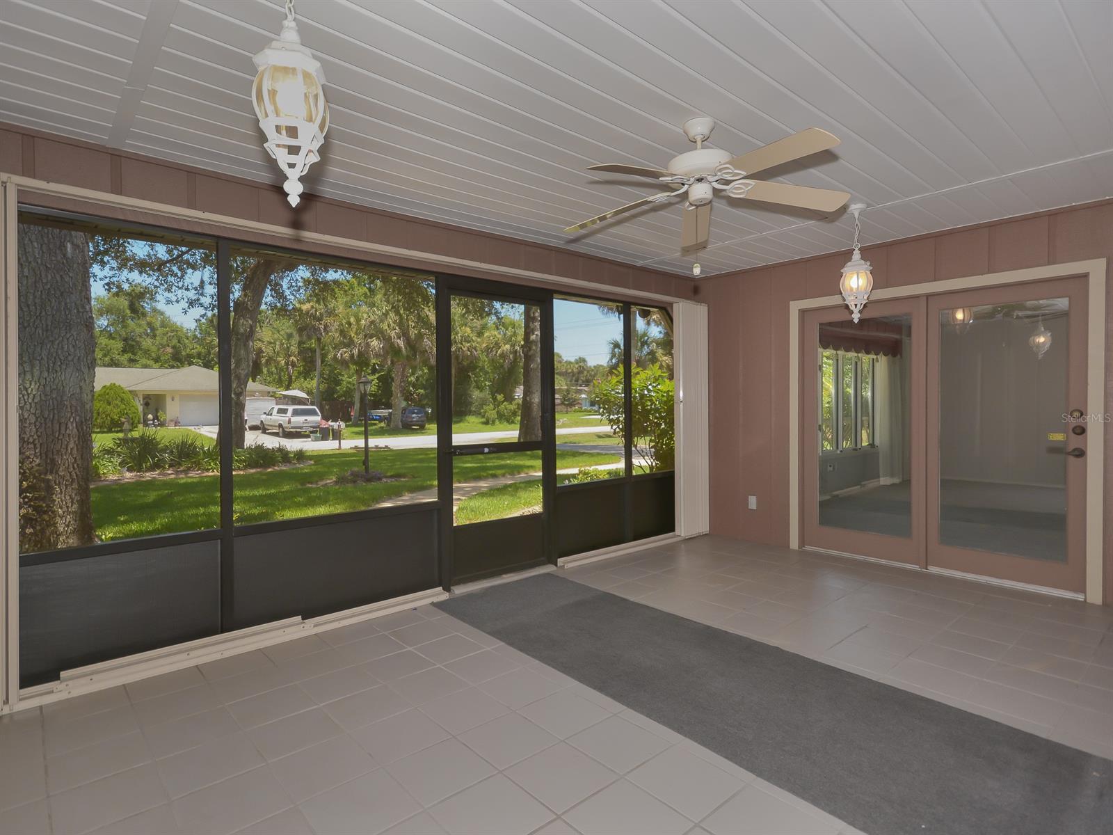 Florida Shores 01 - Residential