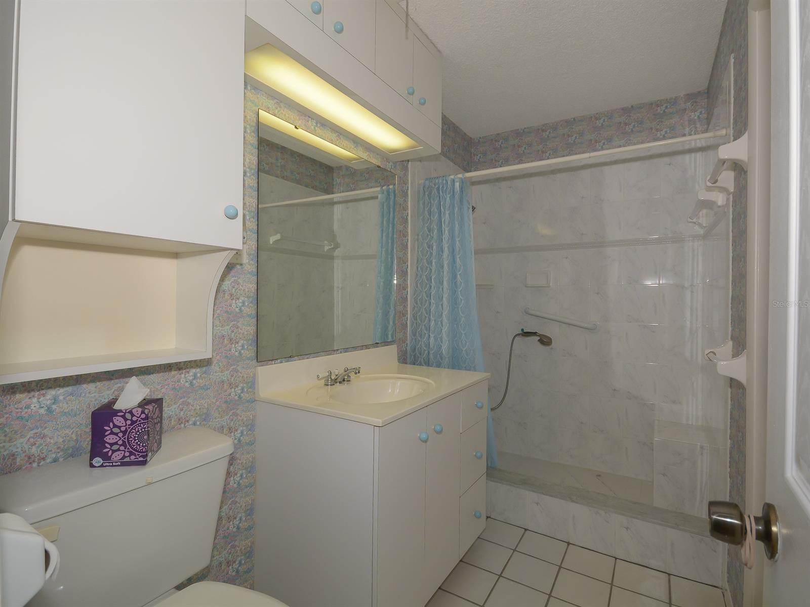 Florida Shores 01 - Residential