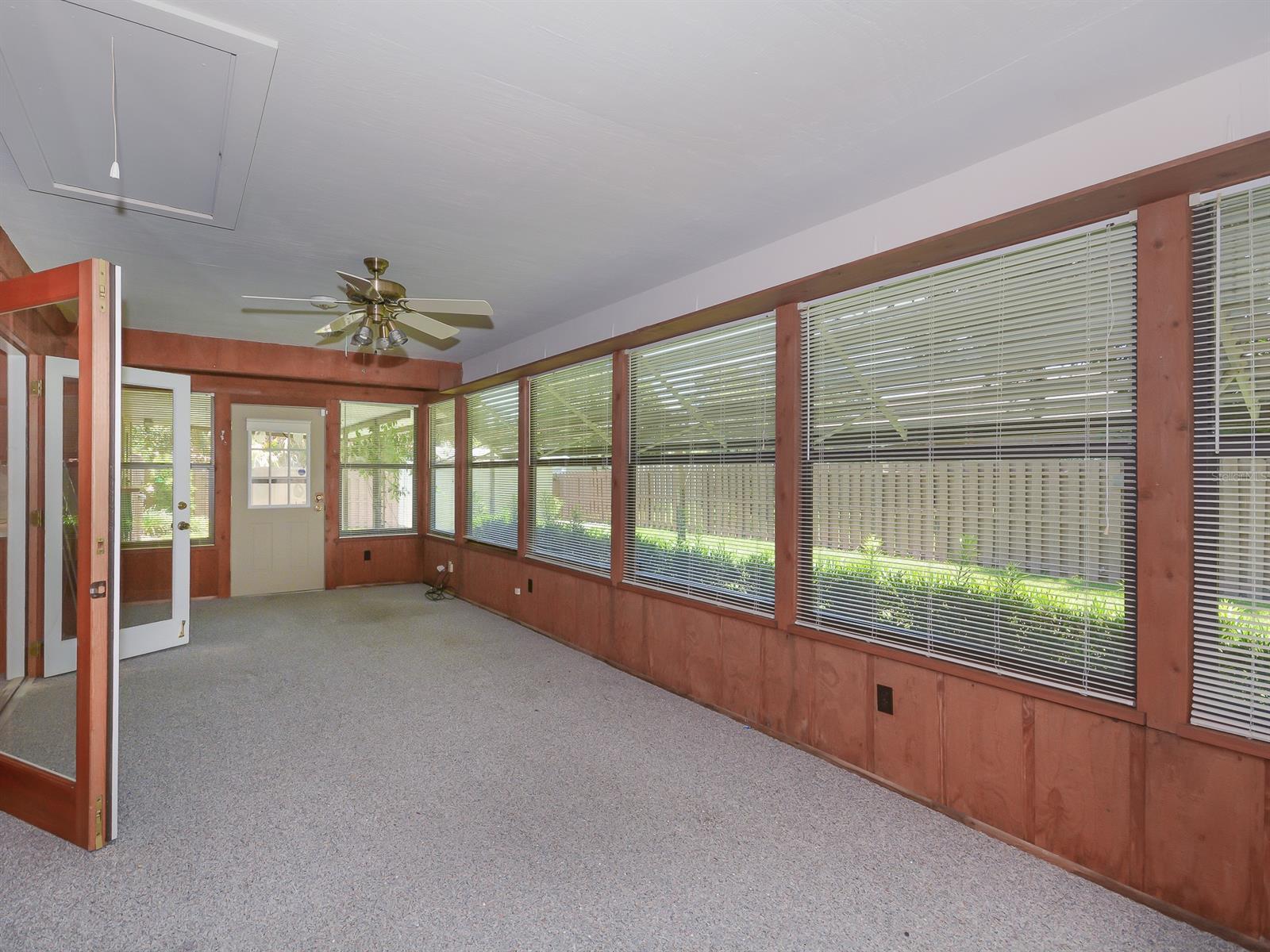 Florida Shores 01 - Residential