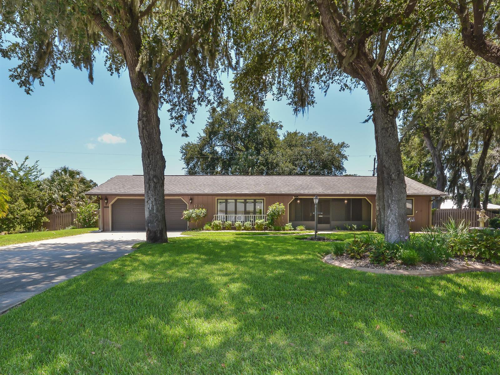 Florida Shores 01 - Residential