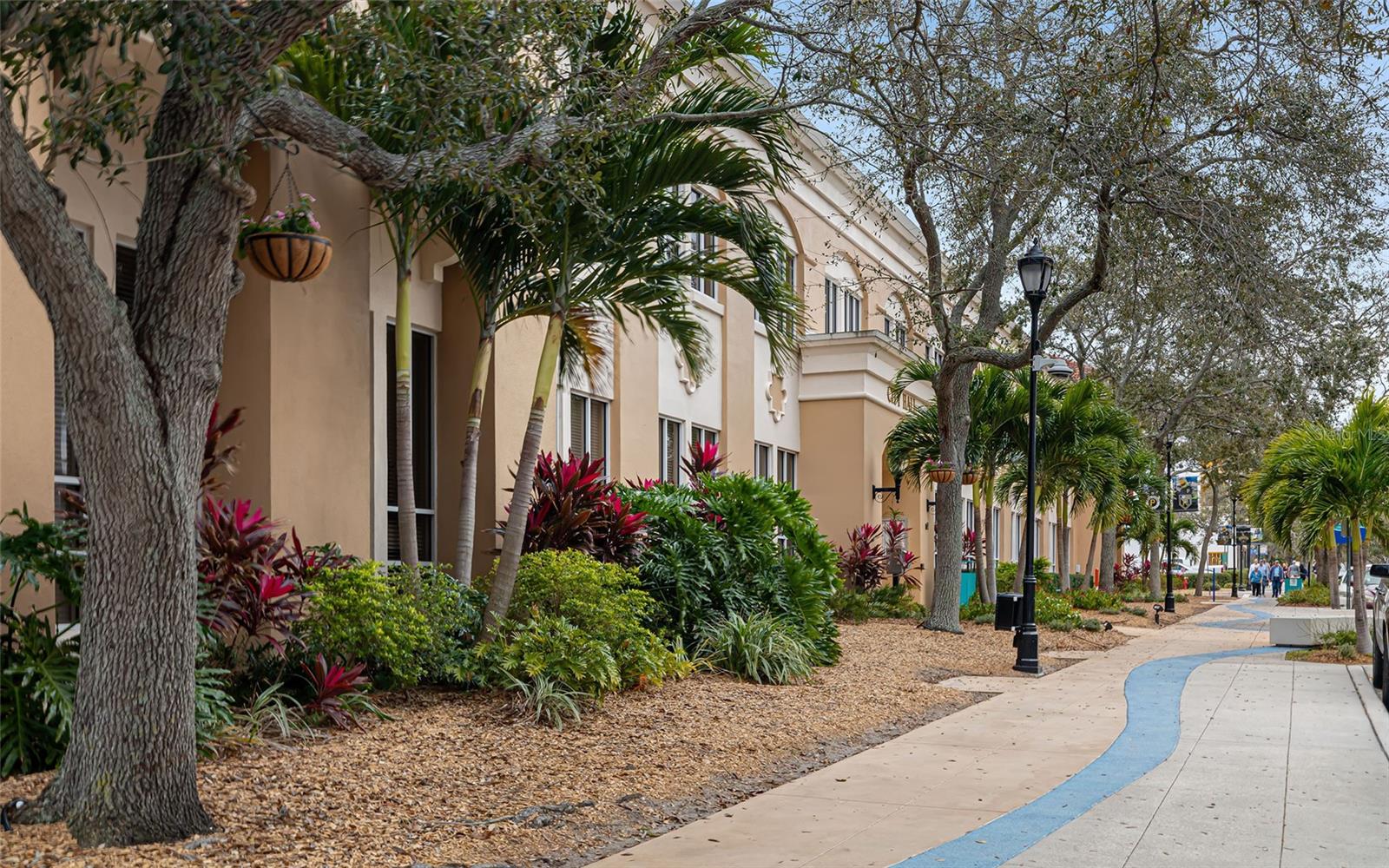 RIVER DANCE - Residential