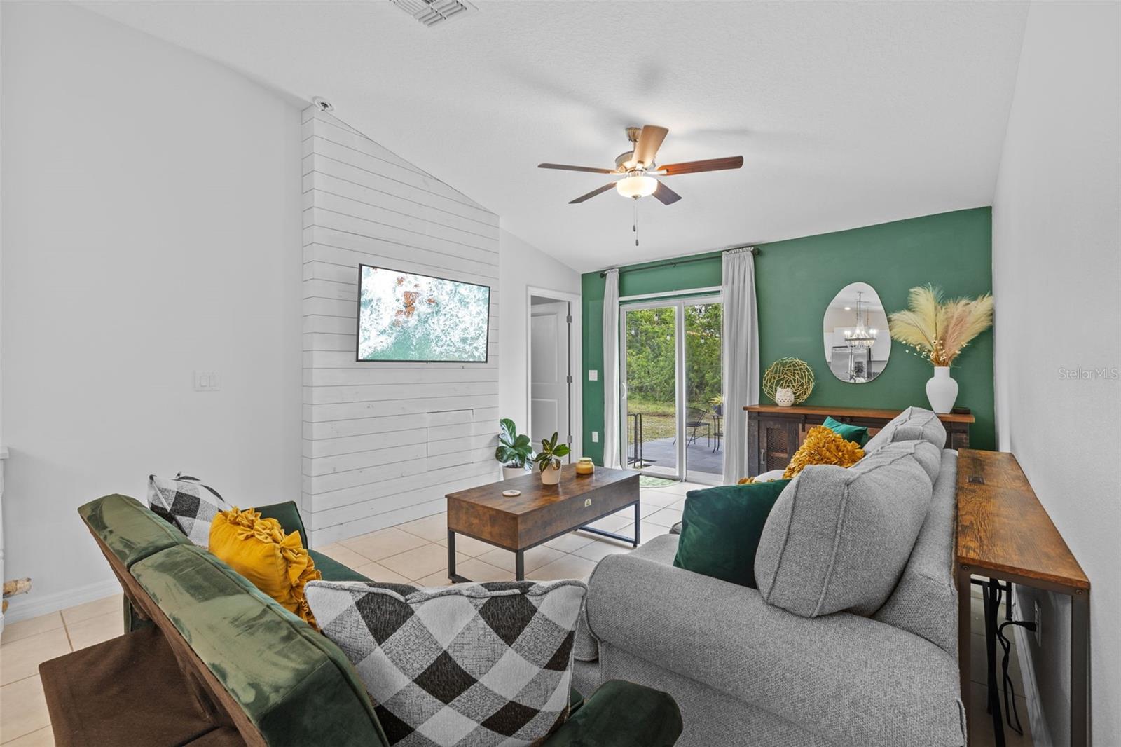 BERRY BAY SUB - Residential Lease