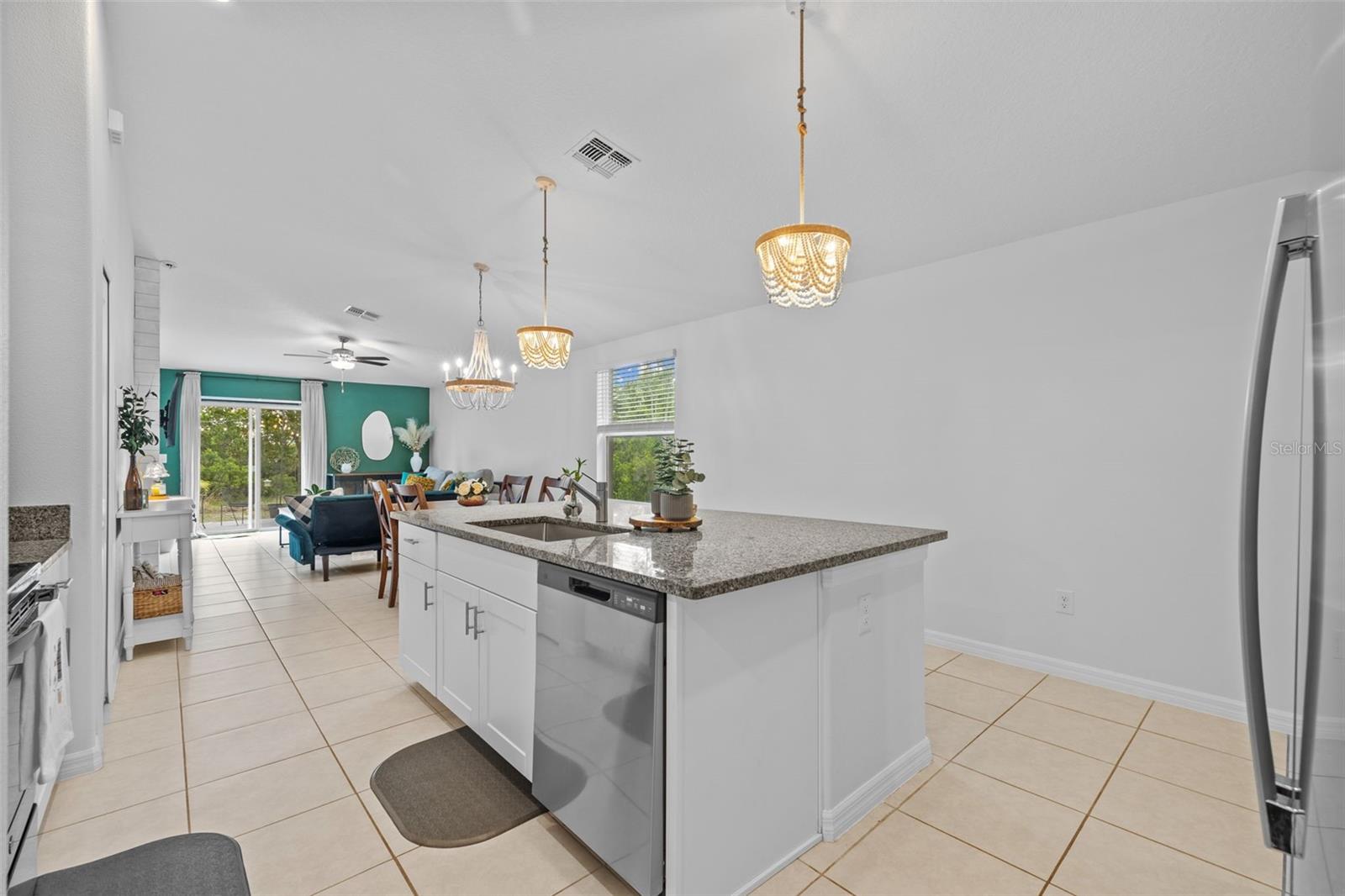 BERRY BAY SUB - Residential Lease