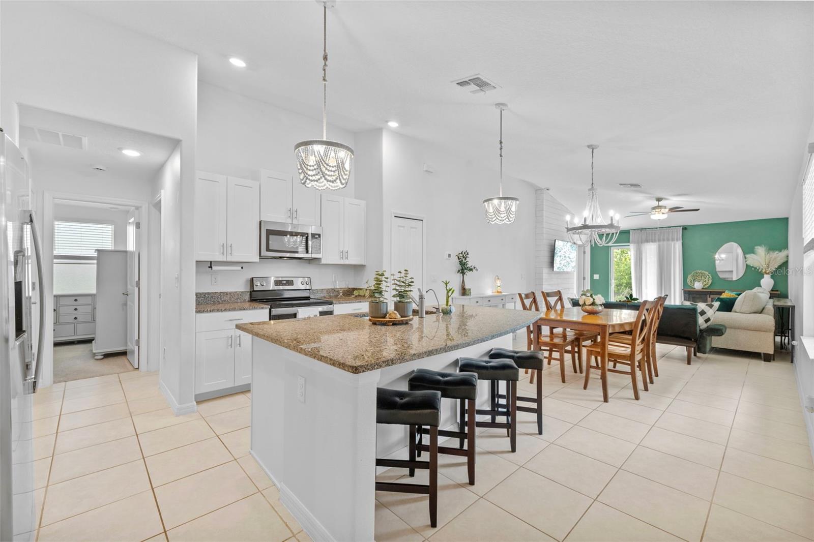 BERRY BAY SUB - Residential Lease