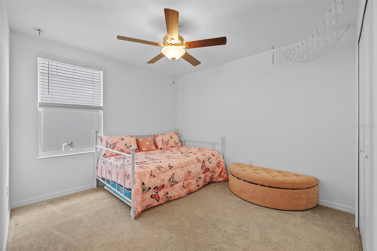 BERRY BAY SUB - Residential Lease