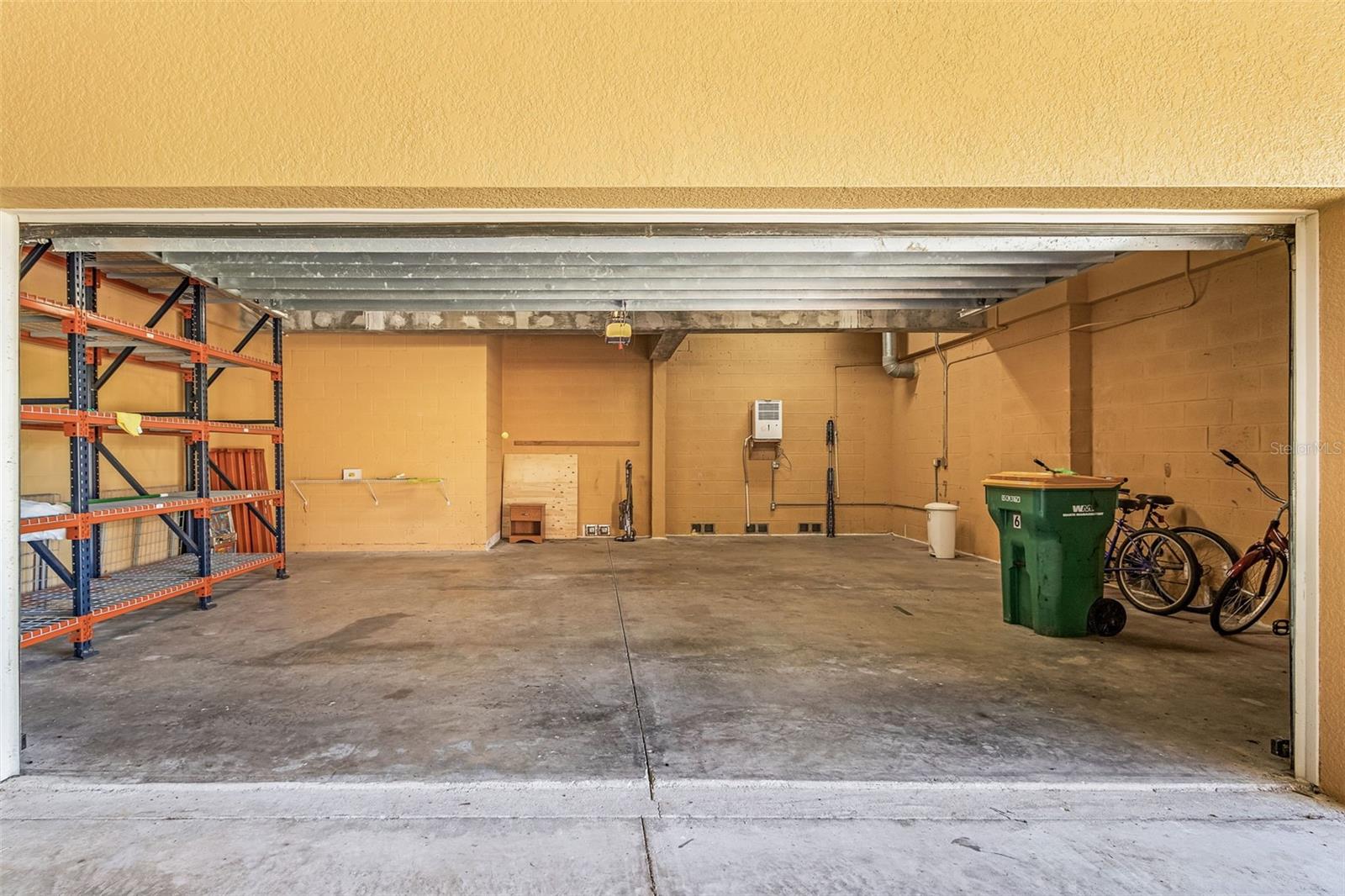 VILLA TUSCANY/BURNT STORE LAKES - Residential