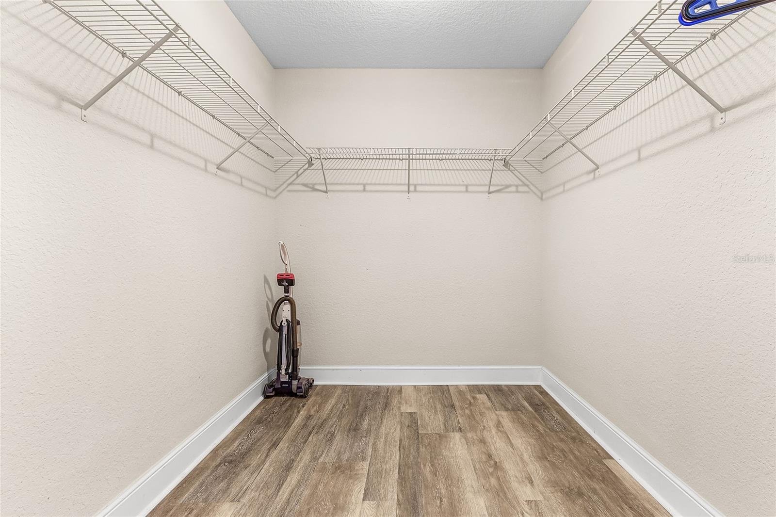 VILLA TUSCANY/BURNT STORE LAKES - Residential