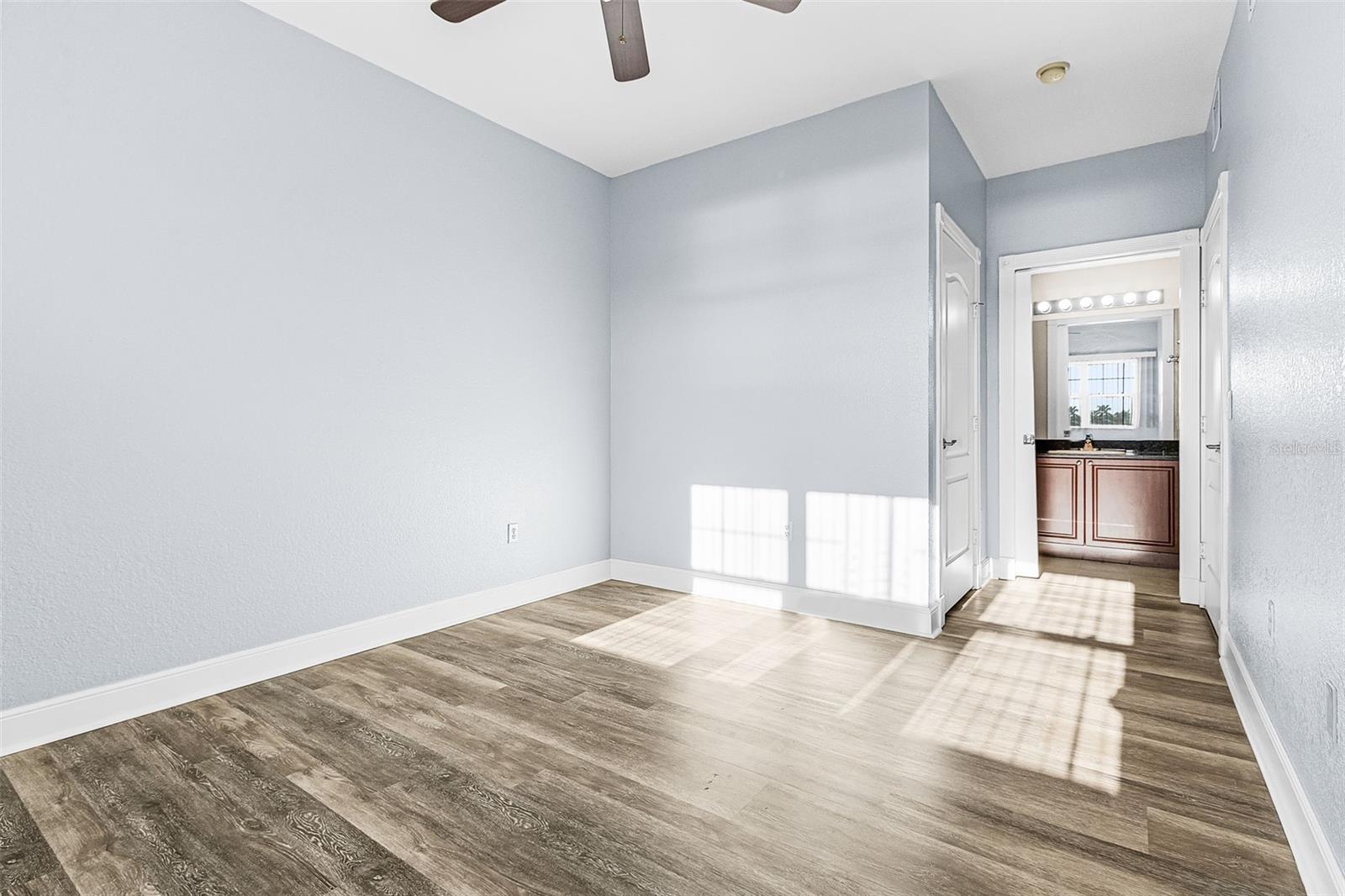 VILLA TUSCANY/BURNT STORE LAKES - Residential