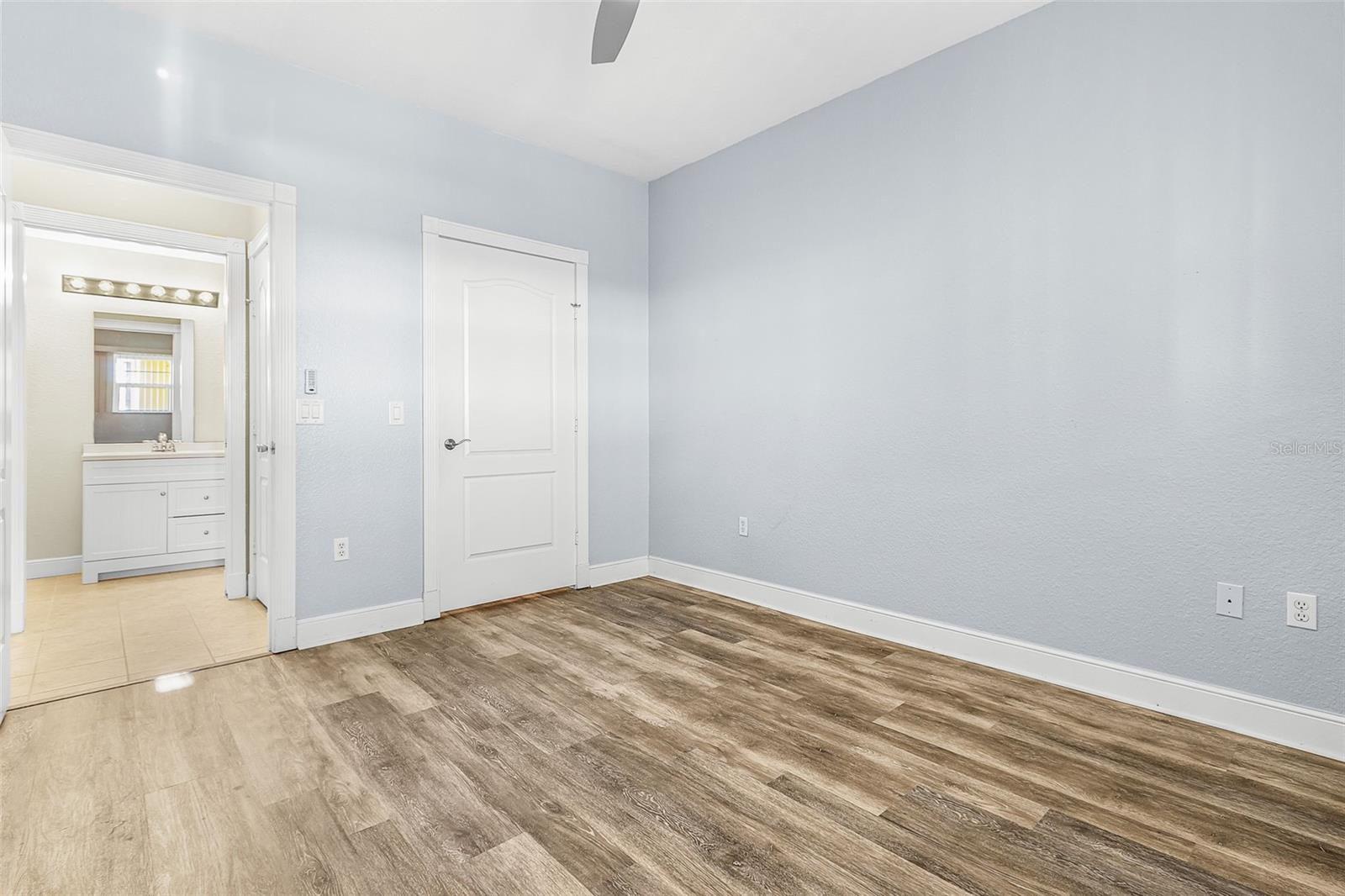 VILLA TUSCANY/BURNT STORE LAKES - Residential