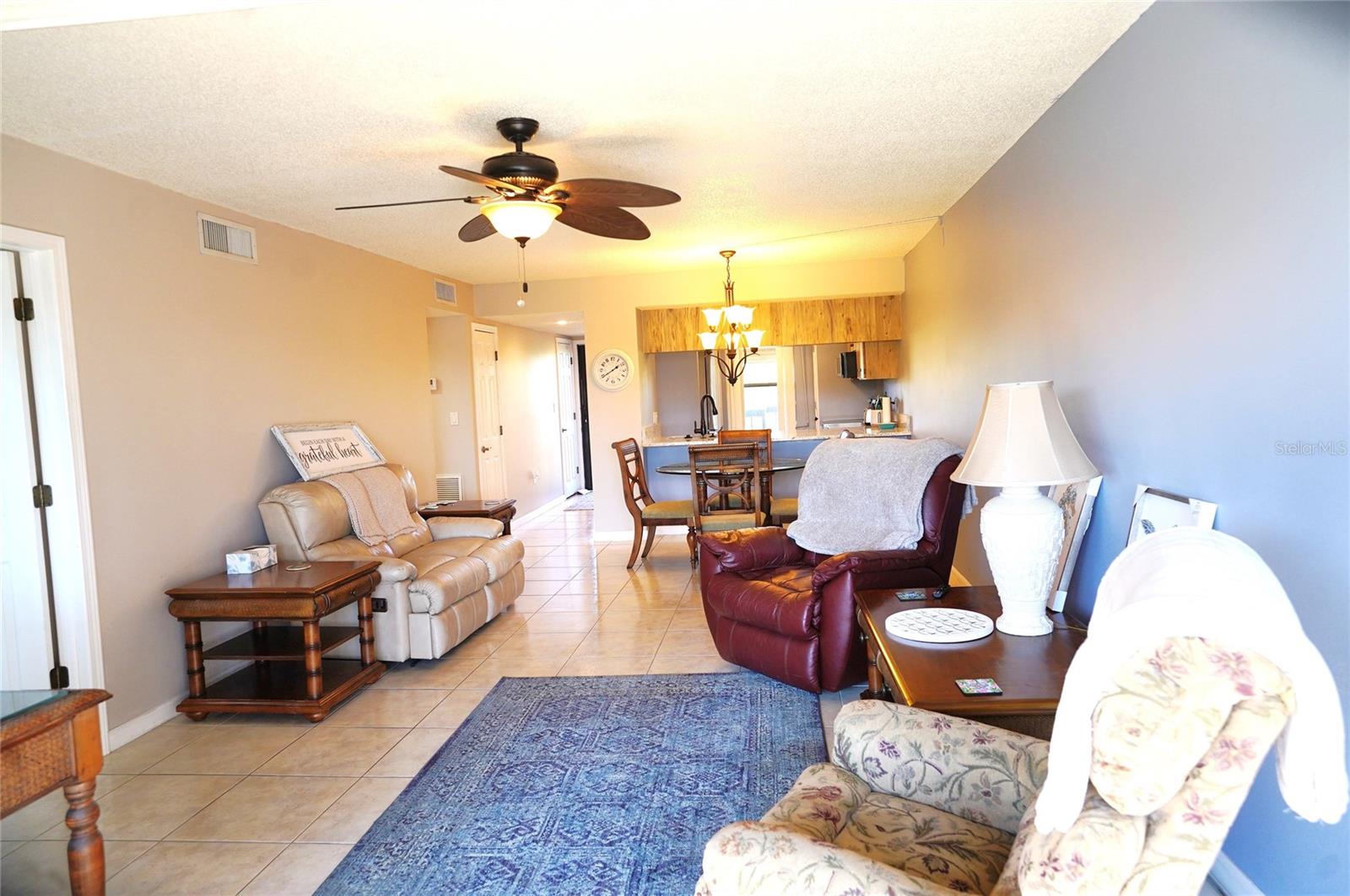 SANDHILL PINES BLDG 02 - Residential Lease